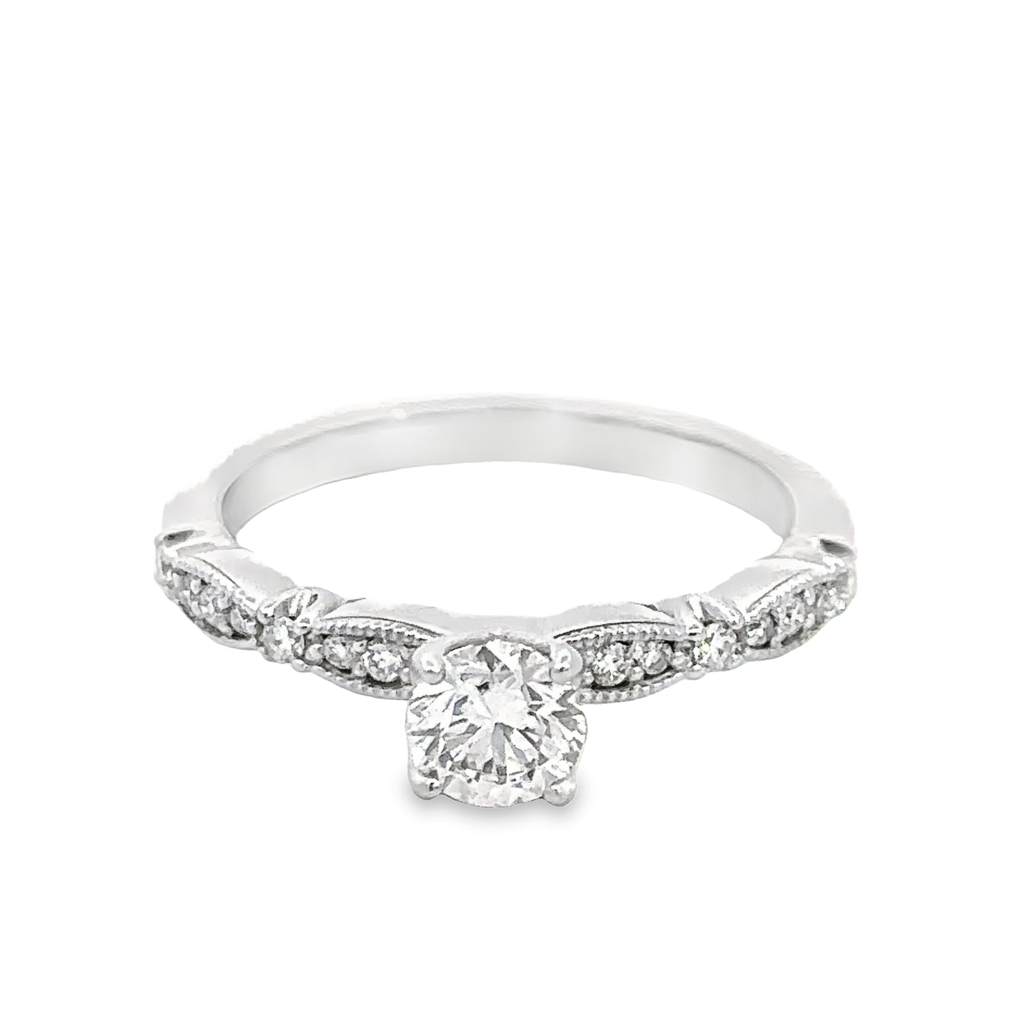 Round Diamond Engagement Ring