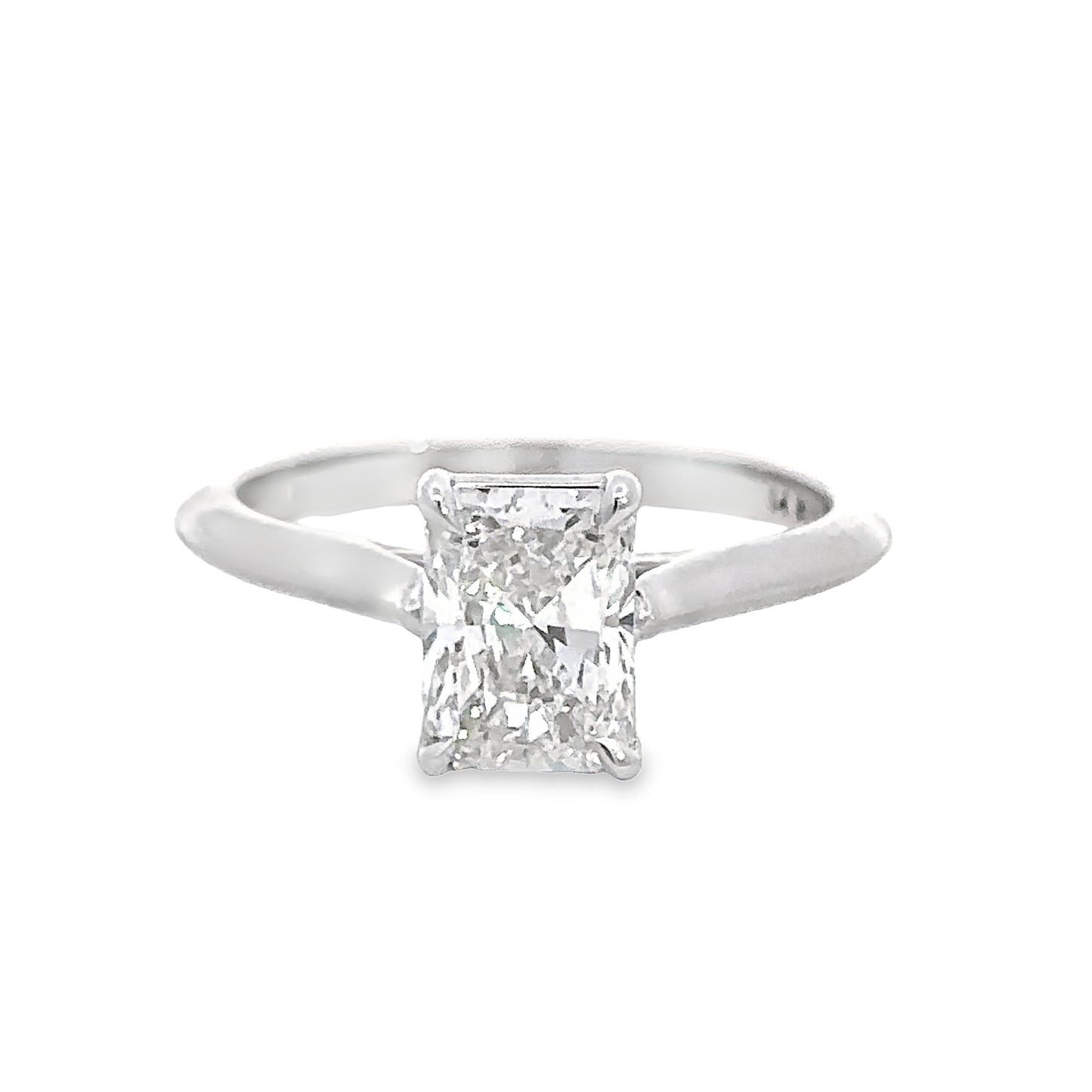 Radiant Cut Diamond Engagement Ring