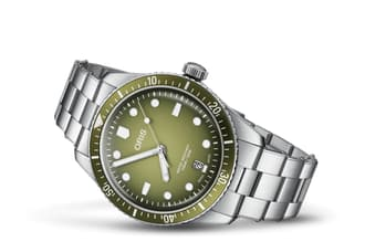 Divers Sixty-Five Date Watch