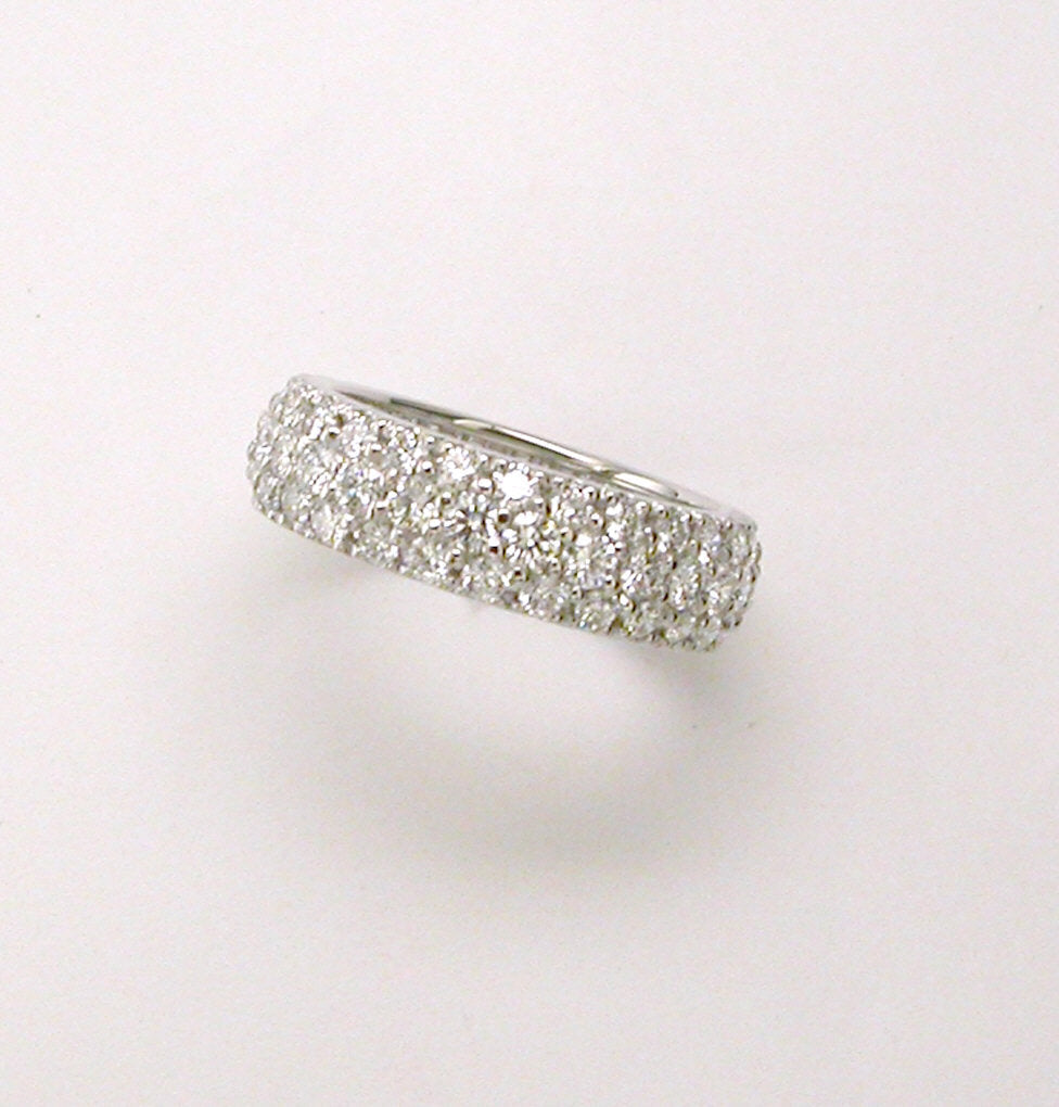 Diamond Wedding/Anniversary Bands - Women