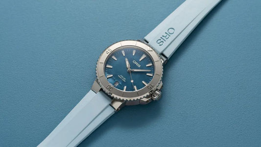 Oris Aquis Date 36.5mm Mother of Pearl Blue