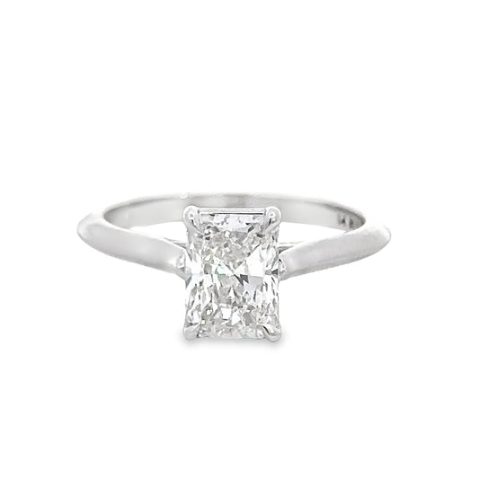 Radiant Cut Diamond Engagement Ring