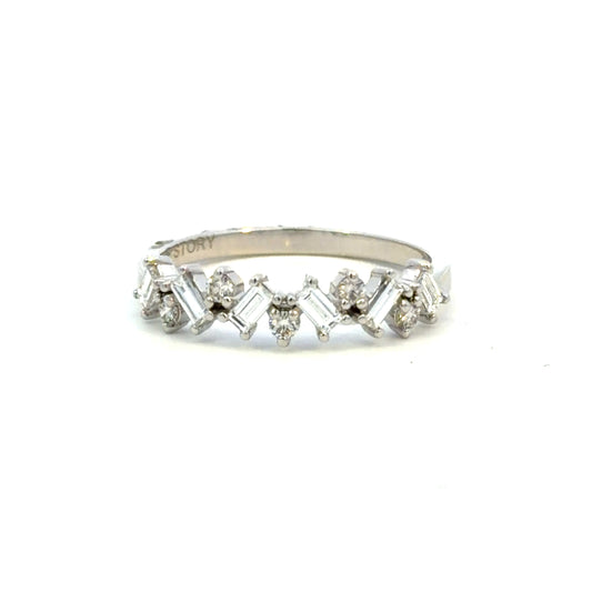 Baguette and Round Diamond Wedding Band
