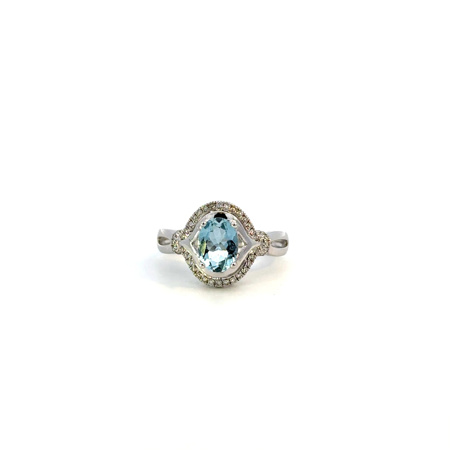 Oval Aquamarine Ring with Diamonds
