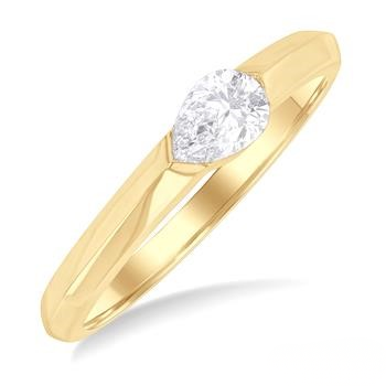 Pear Shape Diamond Ring