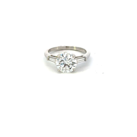 Diamond Engagement Rings Round