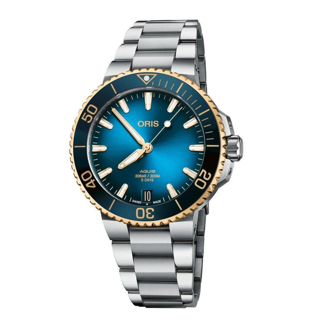 Aquis Date Calibre 400 Watch