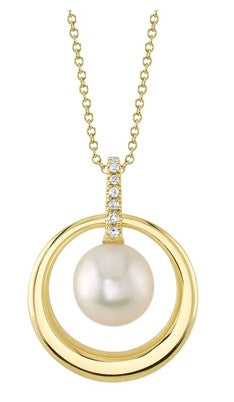 Shy Pearl and Diamond Necklace