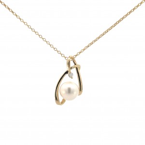 Pearl and Diamond Pendant