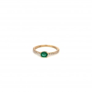 Emerald & Diamond Ring