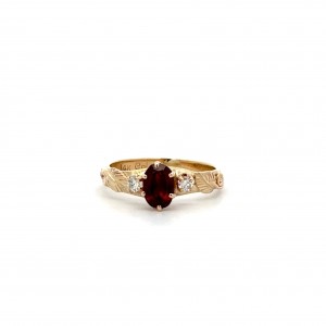 Estate Garnet Ring