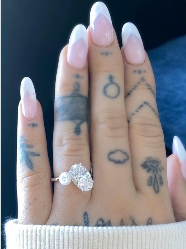 Ariana Grande Engagement Ring